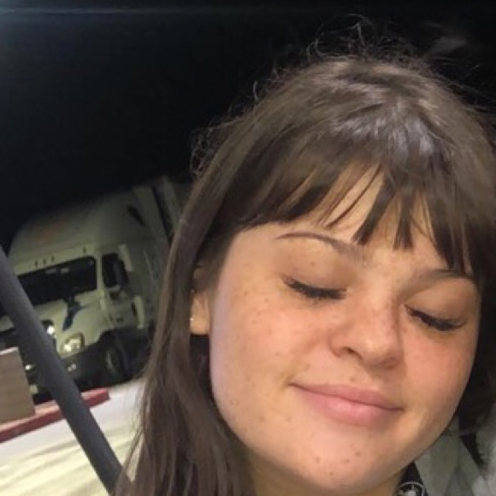 Meet your Posher, Faye